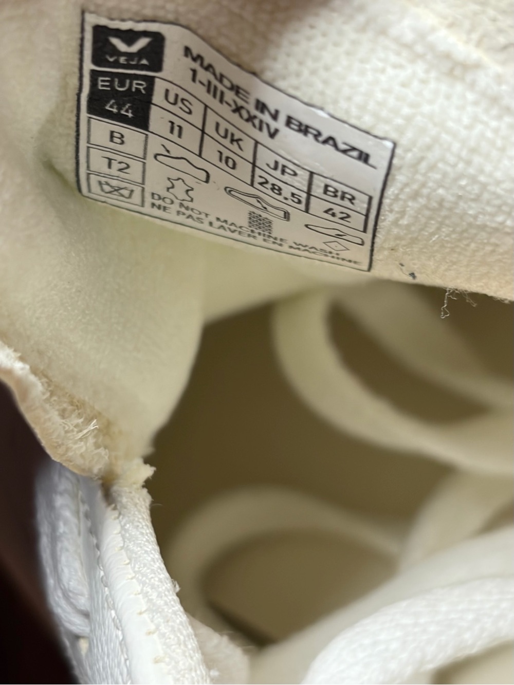 Veja White Leather Sneakers with Navy V Logo - Picture 5 of 8